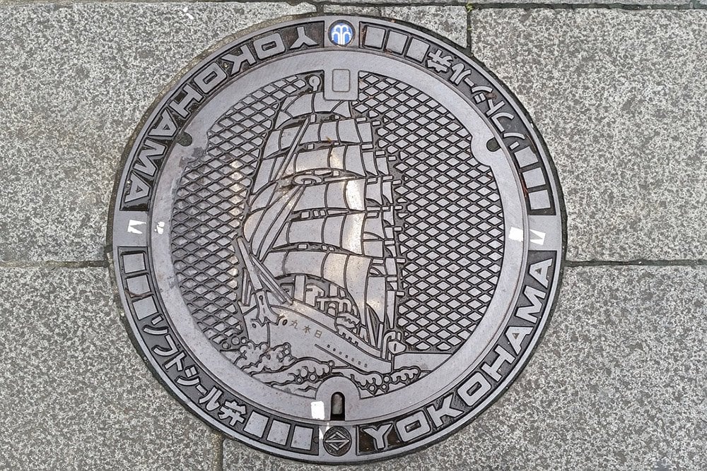 decorated manhole cover