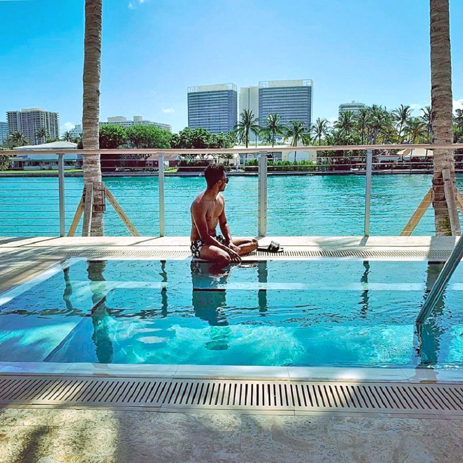 pool and scenery